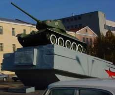 �������� ���� �-34 � ������
Monument to Tank �-34 in Gomel
