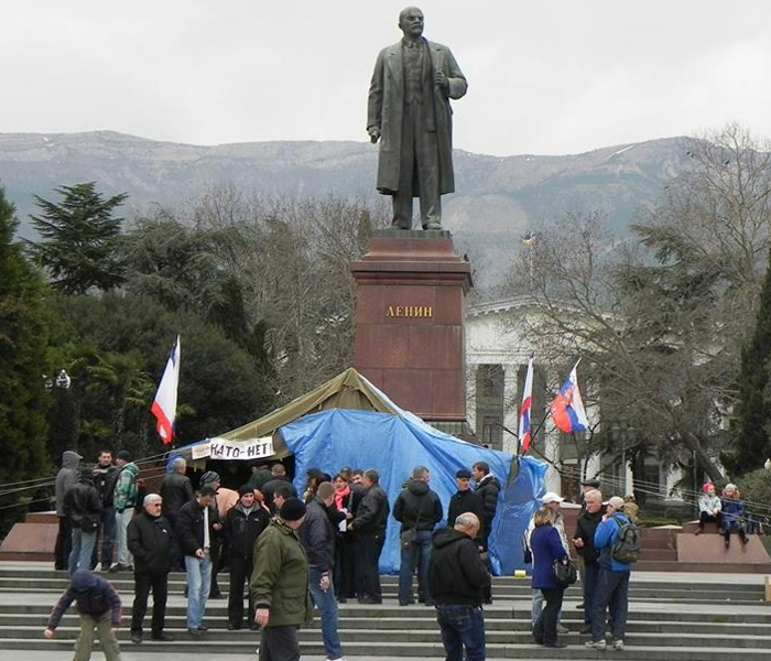 �������� �.�.������ � ����
Monument to Vladimir I. Lenin in Yalta