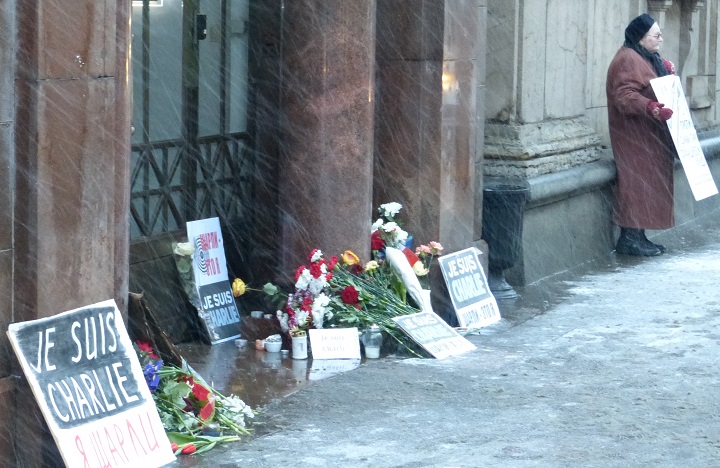 10 ������ 2015. ����� ������������ � ������������ ������� Charlie Hebdo
January 10, 2015. The picket of solidarity with journalists of Charlie Hebdo magazine