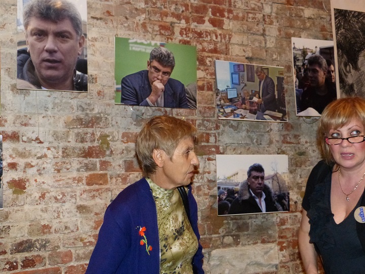 27 ������� 2015. ����� ������ ������ �������
August 27, 2015. The evening party in memory of Boris Nemtsov