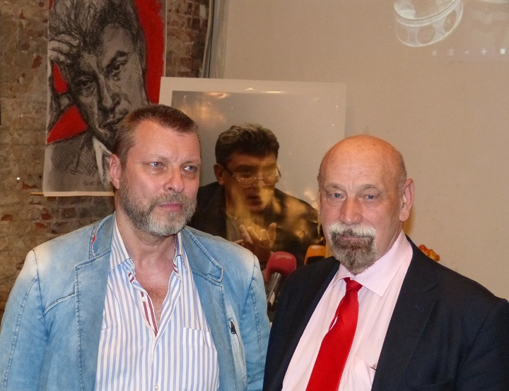 27 ������� 2015. ����� ������ ������ �������
August 27, 2015. The evening party in memory of Boris Nemtsov