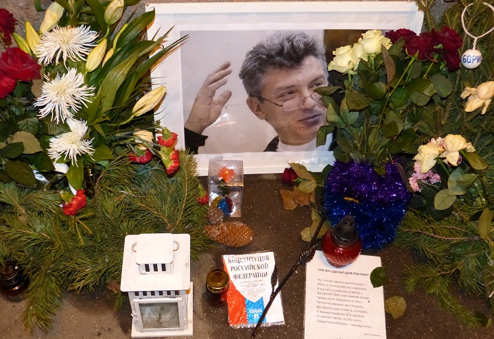 13 ������� 2015. ������ ����
December 13, 2015. The Nemtsov bridge