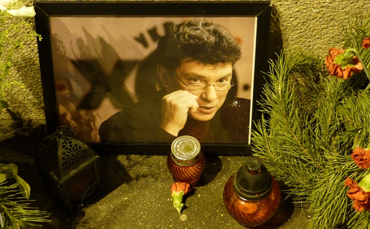 13 ������� 2015. ������ ����
December 13, 2015. The Nemtsov bridge