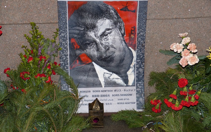 13 ������� 2015. ������ ����
December 13, 2015. The Nemtsov bridge