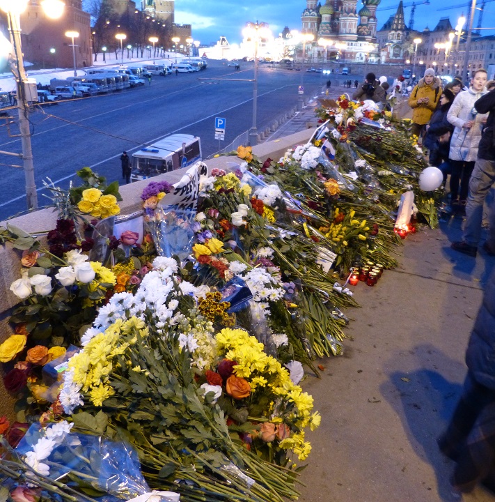 27 - 28 ������� 2016. ������ ����
February 27 - 28, 2016. The Nemtsov bridge