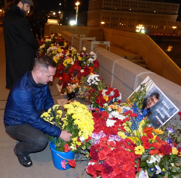27 - 28 ������� 2016. ������ ����
February 27 - 28, 2016. The Nemtsov bridge