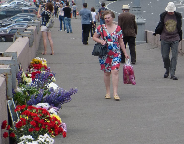 4 ���� 2016. ������ ����
June 4, 2016. The Nemtsov bridge