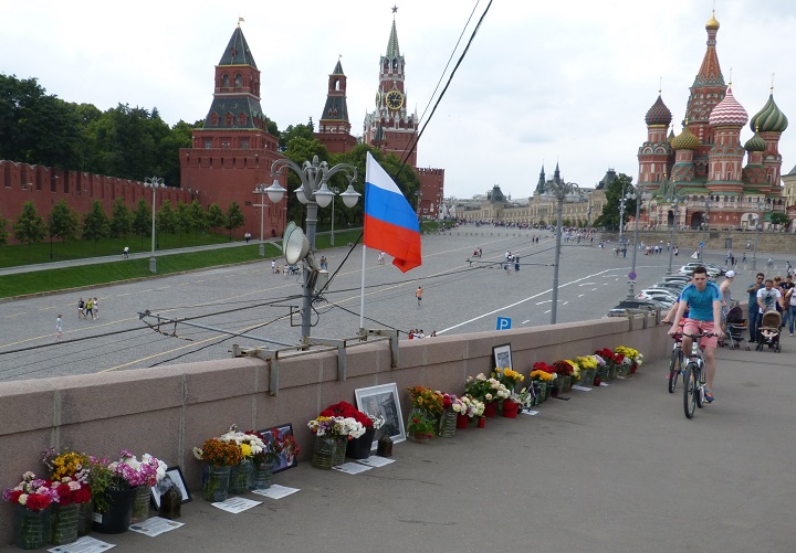18 ���� 2016. ������ ����
June 18, 2016. The Nemtsov bridge