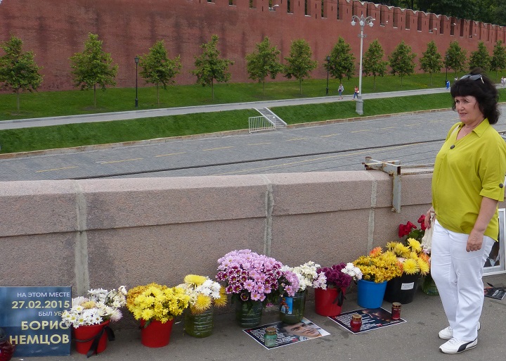 10 ���� 2016. ������ ����
July 10, 2016. The Nemtsov bridge