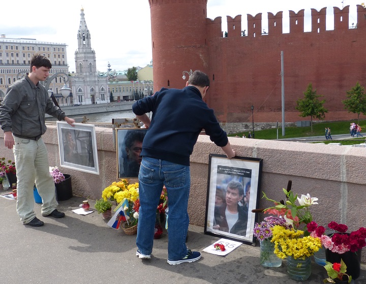 13 ������� 2016. ������ ����
August 13, 2016. The Nemtsov bridge
