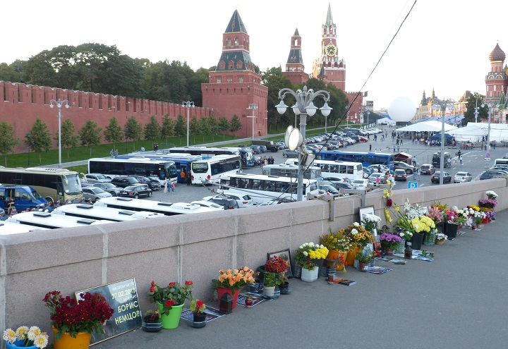 27 ������� 2016. ������ ����
August 27, 2016. The Nemtsov bridge