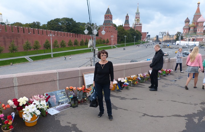 12 �������� 2016. ������ ����
September 12, 2016. The Nemtsov bridge