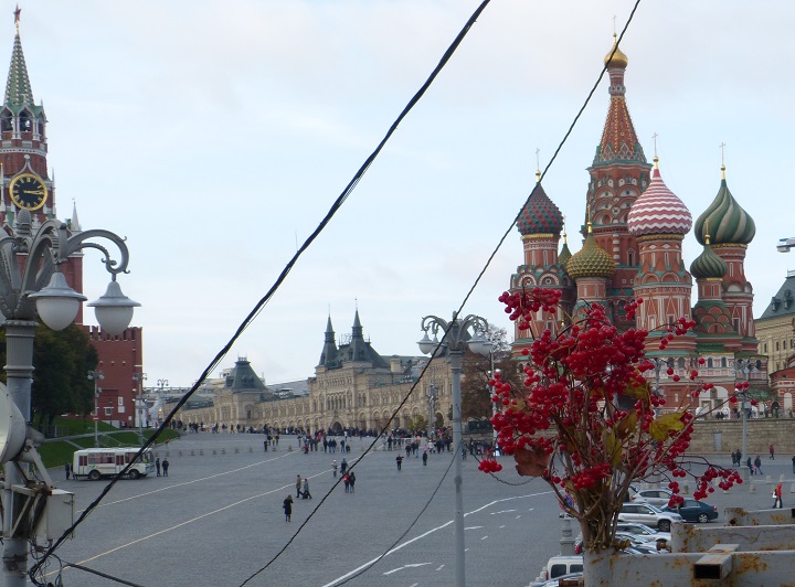 9 ������� 2016. ������ ����
October 9, 2016. The Nemtsov bridge