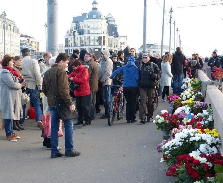 9 ������� 2016. ������ ����
October 9, 2016. The Nemtsov bridge