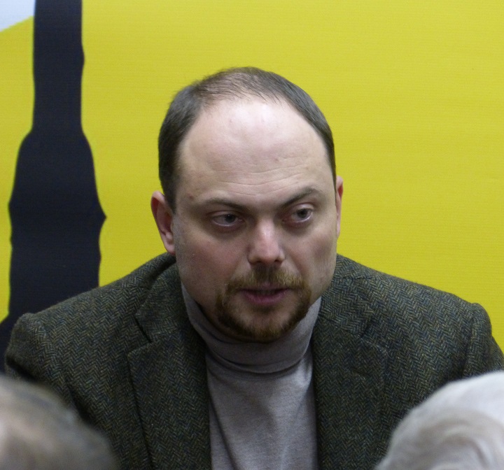 10 ������� 2016. ������� � ���������� ����-������, ��.
December 10, 2016. The meeting with Vladimir V. Kara-Murza, the Younger