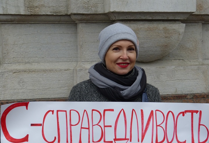 2 ������ 2017. ����� � ��������� ���
April 2, 2017. The picket in support of Fund of battle with corruption