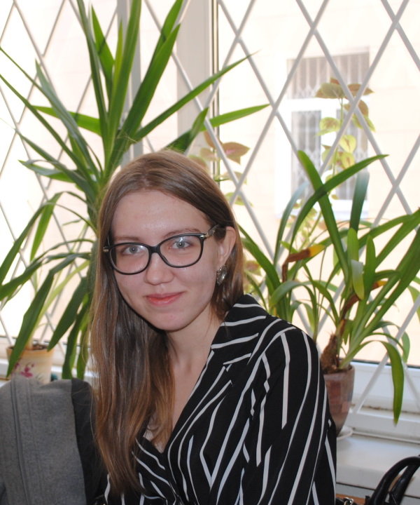 17 ������ 2023. ��� ��� ������ ���������
	<dd>April 17, 2023. The trial of Olga Smirnova