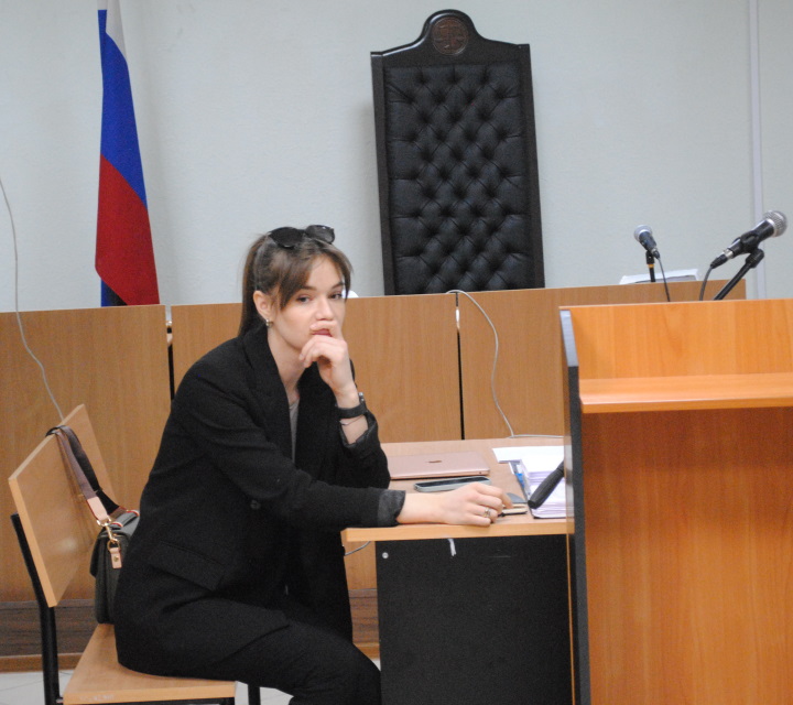 17 ������ 2023. ��� ��� ������ ���������
	<dd>April 17, 2023. The trial of Olga Smirnova