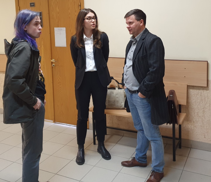 20 ������ 2023. ��� ��� ����������� ����������
April 20, 2023. The trial of Alexandra Skochilenko