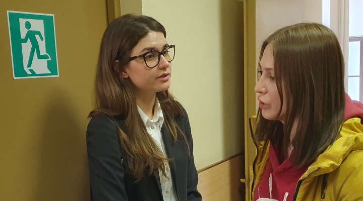20 ������ 2023. ��� ��� ����������� ����������
April 20, 2023. The trial of Alexandra Skochilenko