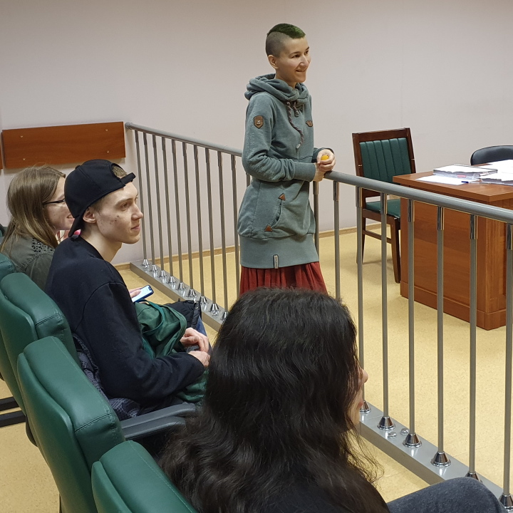 21 ������ 2023. ��� ��� ����������� ����������
April 21, 2023. The trial of Alexandra Skochilenko