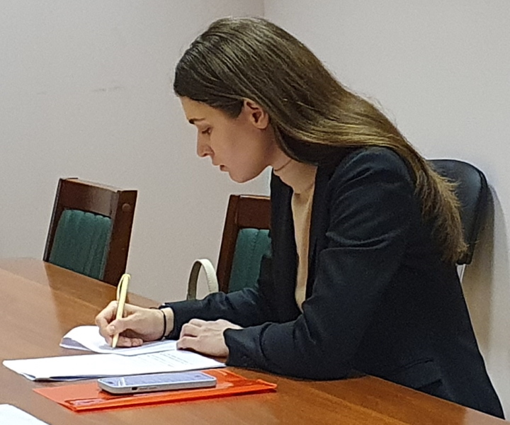 21 ������ 2023. ��� ��� ����������� ����������
April 21, 2023. The trial of Alexandra Skochilenko