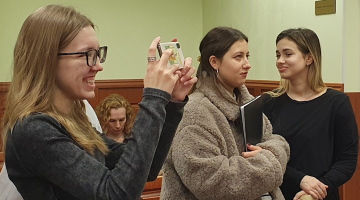 25 ������� 2025. ��� ��� ���������� �������� � ����������� �������
February 25, 2025. The trial of Anastasia Dyudyayeva and Alexander Dotsenko