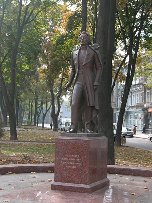 �������� ��������� � ������
Monument to Adam Mickiewicz in Odessa