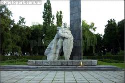 �������� ����������� ����� � �������
Monument �Soldier's Glory� in Poltava