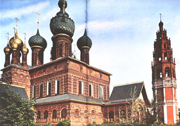 ������� ��. ������ ���������� � �������� � ��������� 
church of St John the Baptist at Tolchkovo in Yaroslavl