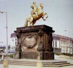 �������� ������� �������� � ��������
Monument to Augustus the Strong in Dresden