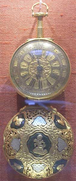 ���� ��������� � �����������
Pocket watch with alarm