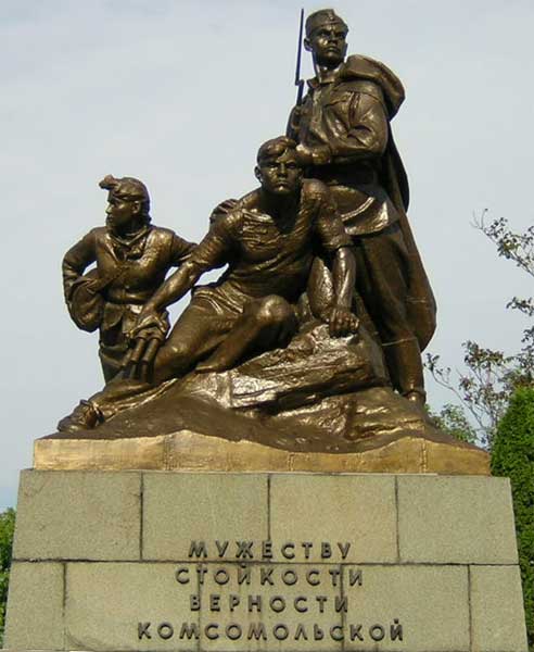 �������� ��������, ���������, �������� ������������� � �����������
Monument to the courage, the stability, the fidelity in Sevastopol