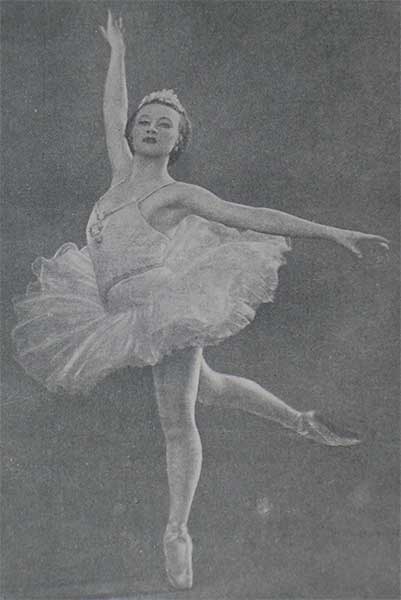 �.�.������� � ���� ������
Galina S. Ulanova