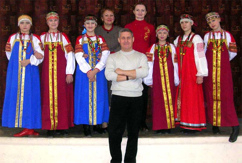 �������� ��������� �� ����� � ����� � 19
Ensemble �Zheryolochki� in the school � 19