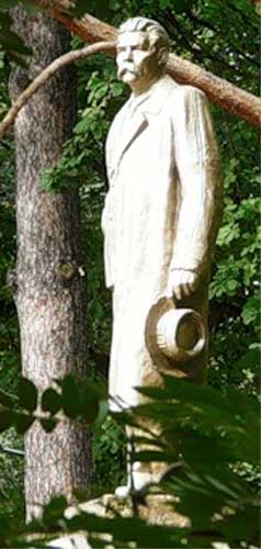 �������� �������� �.�. � ����-���
Monument to Alexis M. Gorky in Alma-Ata