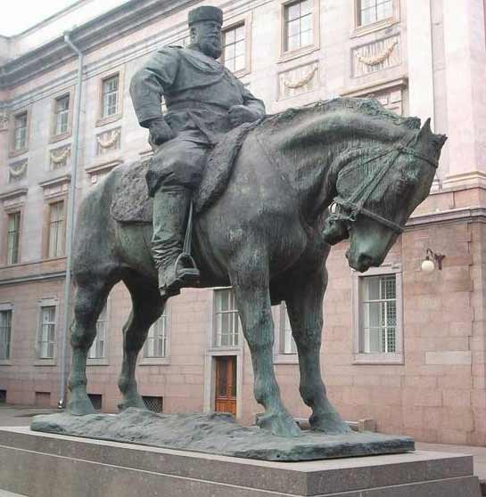 ��������. �������� ���������� III � ����������
Postal card. Monument to Alexander III in Leningrad