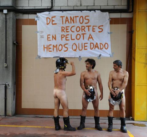 ������� �������� ������ ���������� ��������������� ��������
The protest of fire-guards against reduction of the state charges