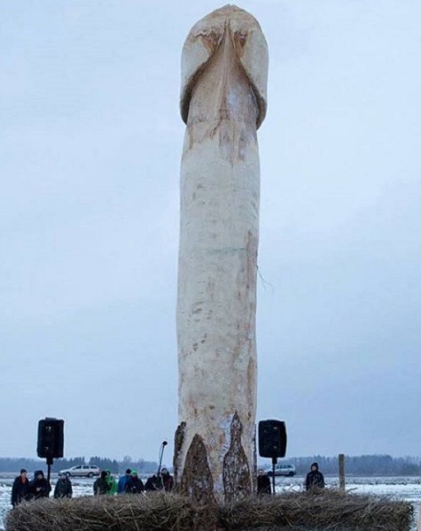 �������� ������ ���������
Monument to the good aims