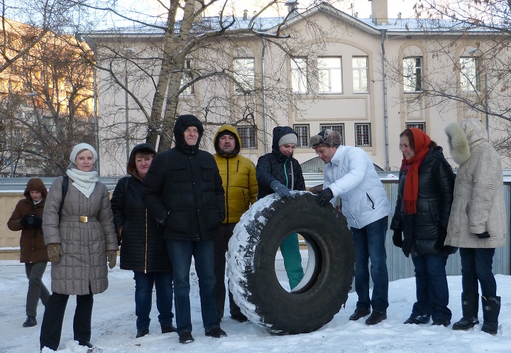 2 - 14 ������ 2015. ����� � ��������� ������� ������� � ������ ������������
January 2 - 14, 2015. The picket in support of Michael Kriger and Roman Nemuchinsky