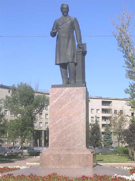�������� �.�.������
Monument to Alexander S. Popov