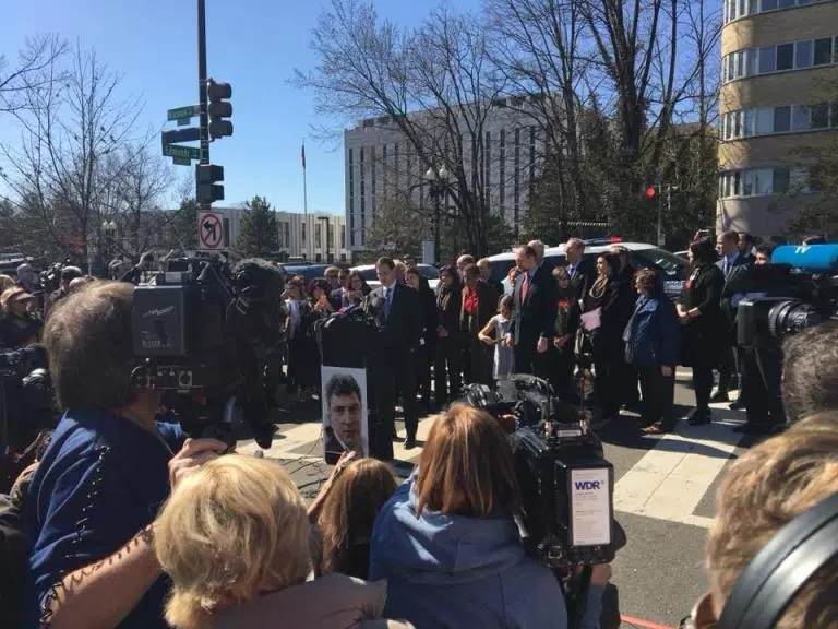 27 ������� 2018. ����� ������ ������ �������
February 27, 2018. Action in memory of Boris Nemtsov