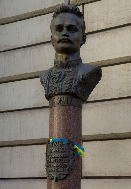 21 �������� 2014. ���� ����
			<dd>September 21, 2014. The march of peace