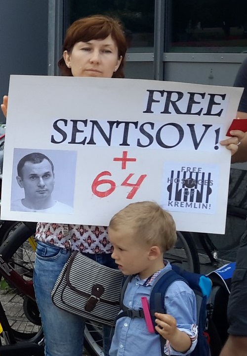 1 � 3 ���� 2018. ����� �� �������� ����� �������
June 1 & 2, 2018. Action to save Oleg Sentsov