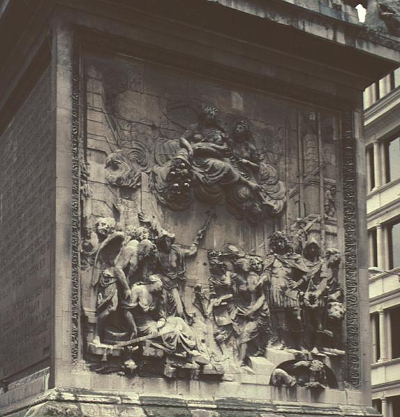 �������� ��������� ������ � �������
Monument to the Great fire of London