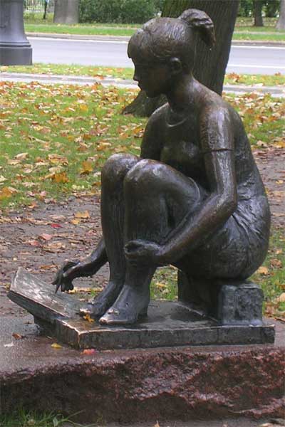 ���������� ��� ������� � �����-����������
Sculpture �On etudes� in St.-Petersburg