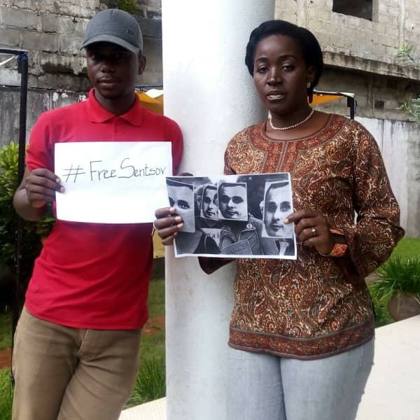 ��������� ����� �������
The support of Oleg Sentsov