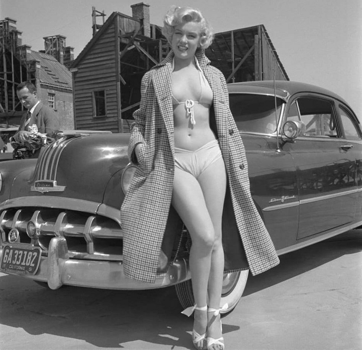 ������� ����� ����� ������ ���������� Pontiac Chieftain