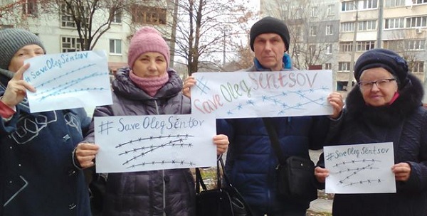 9 - 12 ������� 2018. ����� � ��������� ����� �������
December 9 - 12, 2018. Action in support of Oleg Sentsov