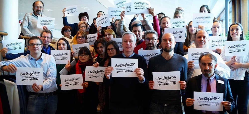 9 - 12 ������� 2018. ����� � ��������� ����� �������
December 9 - 12, 2018. Action in support of Oleg Sentsov